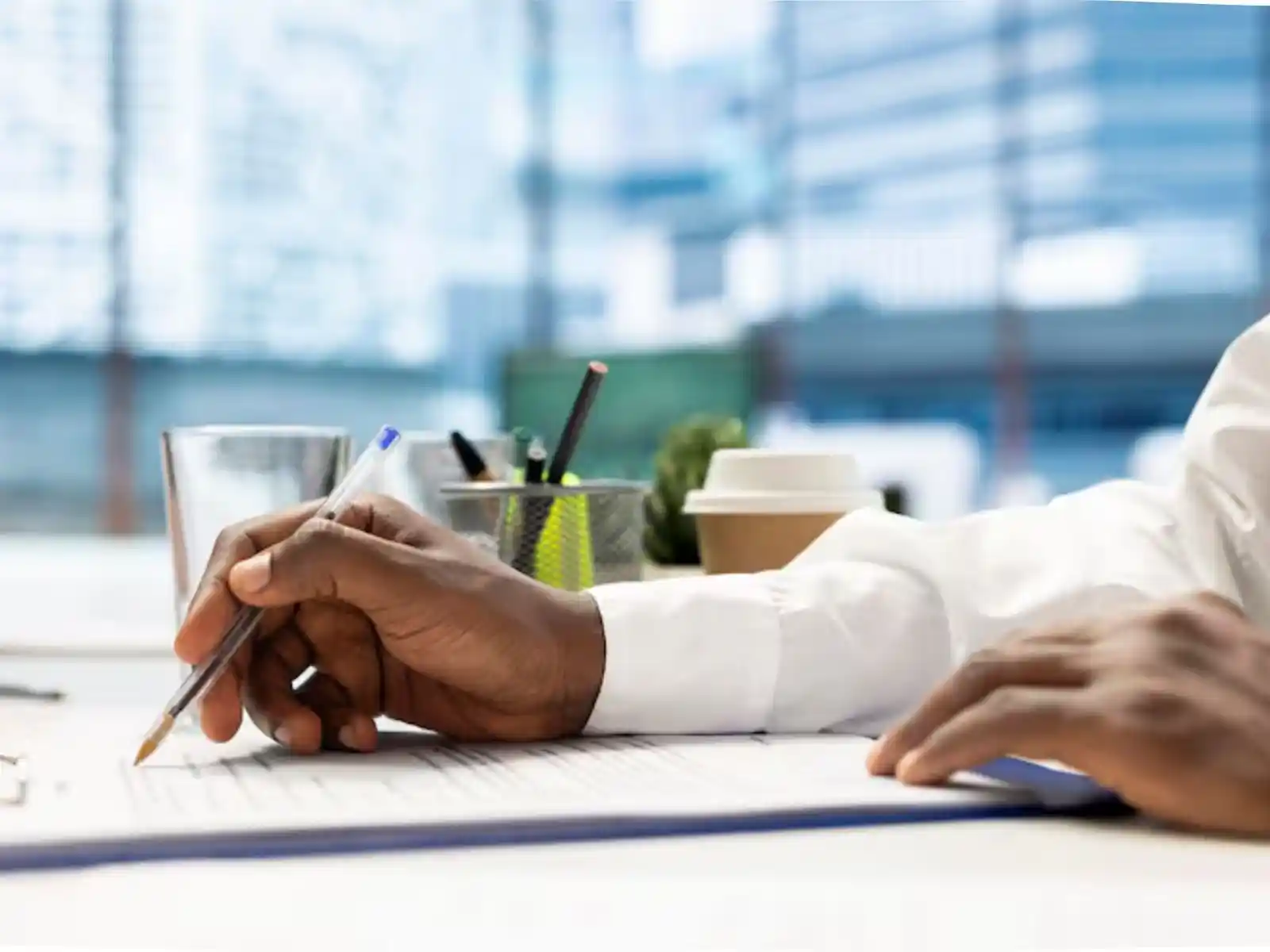 How to Draft a Valid Commercial Contract in KSA